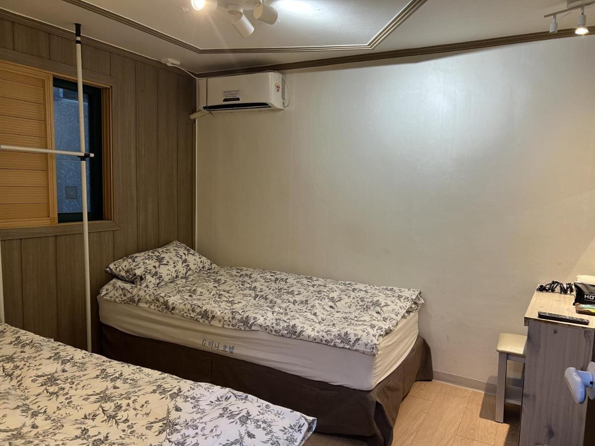 G Mini Hotel Dongdaemun Séoul Extérieur photo