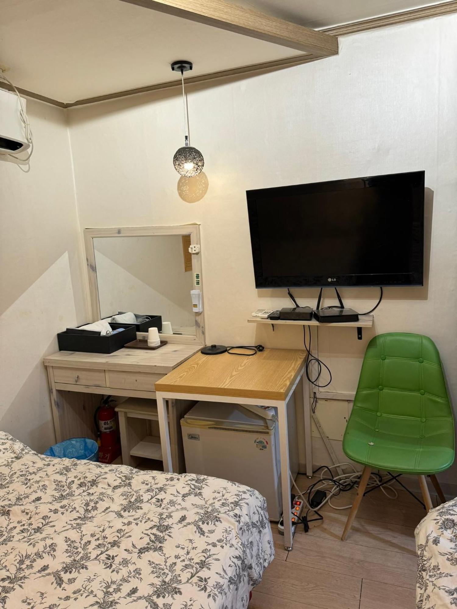 G Mini Hotel Dongdaemun Séoul Extérieur photo