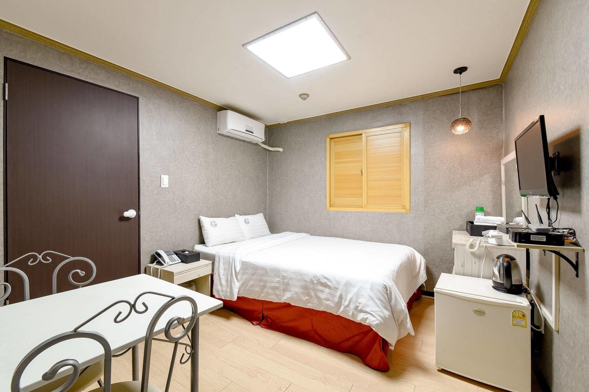 G Mini Hotel Dongdaemun Séoul Extérieur photo