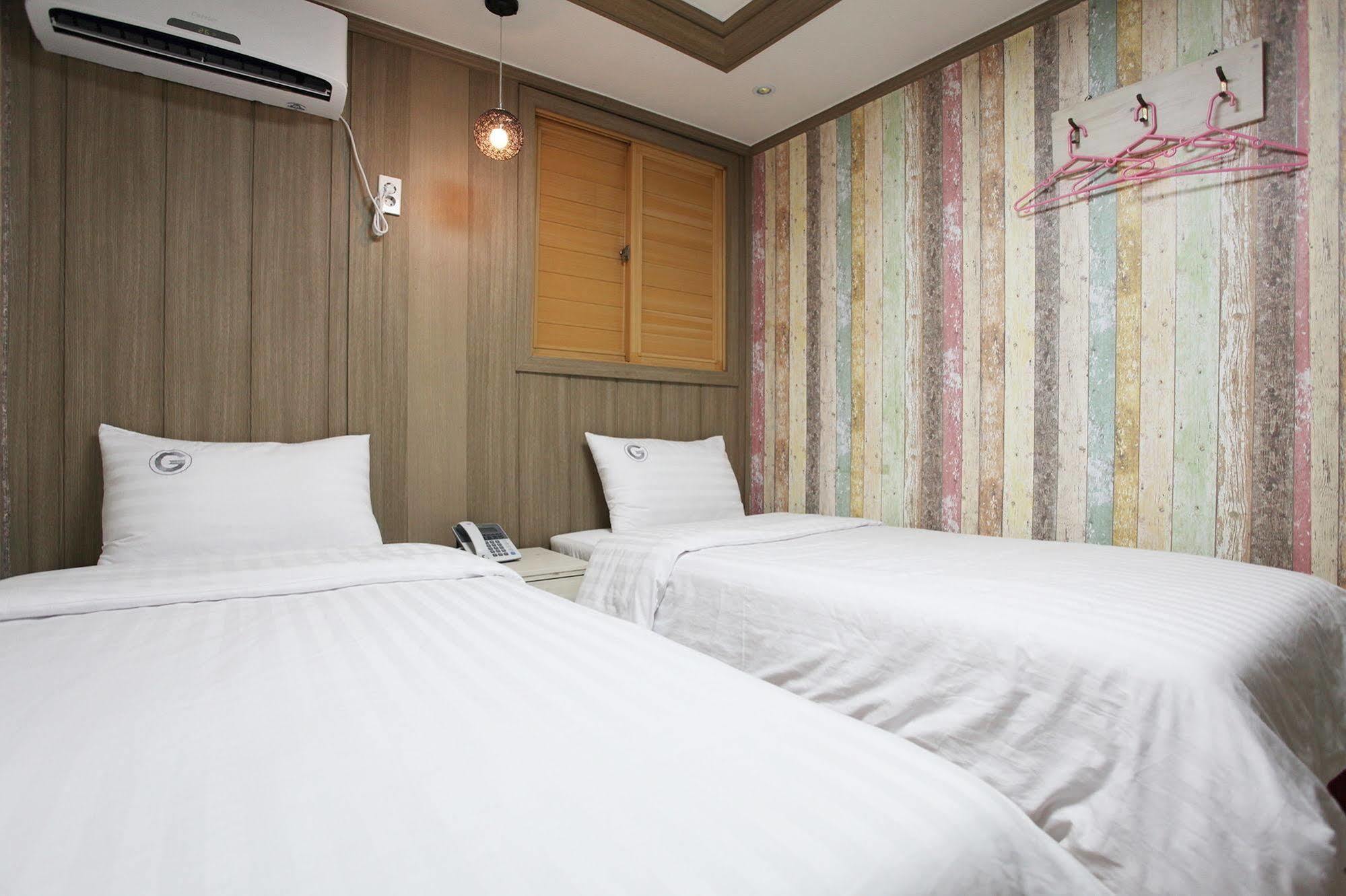 G Mini Hotel Dongdaemun Séoul Extérieur photo